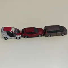 【箱なし】トミカ ミニカー 3台セット まとめ売り（トヨタ車体 コムス 他）のサムネイル