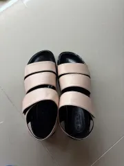 新品) マルニ サンダル 38サイズのサムネイル