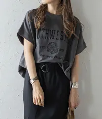 カレッジ刺繍ピグメントスウェットTシャツ　チャコールグレー　新品　Bonjour Sagan ボンジュールサガン　トップス　レディースのサムネイル