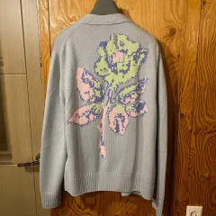 ディオール バッグ フラワー ロゴ カーディガン 出品のサムネイル
