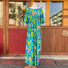 taion OKINAWA 花柄 半袖ワンピース taion OKINAWA 花柄 半袖ワンピース - メルカリ