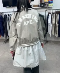 A BATHING APE アベイシングエイプ ジャケットのサムネイル