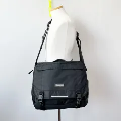 DISCOVERY メッセンジャーバッグ 容量20Lのサムネイル