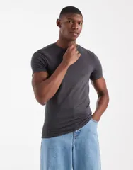 エイソス メンズ トップス Tシャツ ASOS DESIGN essentials muscle fitshirt in charcoal Asphalt チャコールのサムネイル