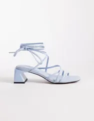 エイソス レディース シューズ サンダル ヒール ASOS DESIGN Hundred strappy block heel sandals in pale blue ブルーのサムネイル