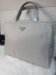 PRADAヴェラナイロンブーリフケースのサムネイル