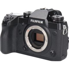 美品】FUJIFILM X-S10 本体 バッテリー3個付き - メルカリ