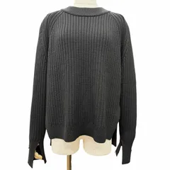 極美品△VERSACE ヴェルサーチ 1004777 ウール100％ メデューサセーフティーピン付き クルーネック 長袖 ニット セーター 黒 40 正規品のサムネイル