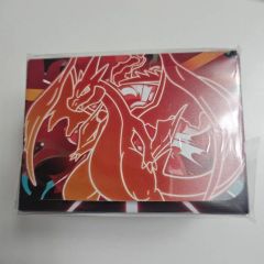 海外Ultra PRO ポケモン リザードン 9ポケット ジッパー付きバインダー