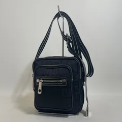 2607-92｜美品｜ジバンシィ ショルダーバッグ ブラック 4Gロゴ - メルカリ