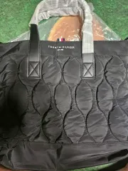 Tommy Hilfiger トミーヒルフィガー キルティング トートバッグ ブラックのサムネイル