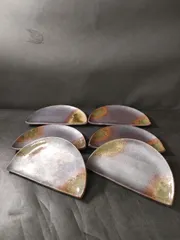 F35-08/在銘/焼締灰釉半月皿 6客/骨董/中皿/大皿/小鉢/小皿/向付/銘々皿/和食器/洋食器/懐石料理/懐石道具/モダンのサムネイル