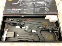 希少】MP9 ガスブローバックガン 本体とマガジンサプレッサーセット※箱
