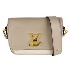 週末限定値下げ Louis Vuitton ロックミーショルダーバッグ - メルカリ