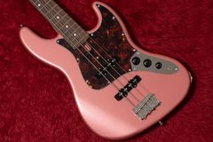カワイイ！ピンクのプレシジョンベース - メルカリ