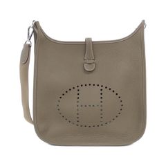 【未使用品】エルメス エヴリン3 PM 056277CK ショルダーバッグのサムネイル