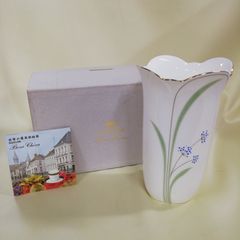 NARUMI ナルミ ボーンチャイナ花瓶 花柄陶器花瓶 日本製 - メルカリ