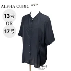 ALPHA CUBIC　アルファキュービック　パールボタン　バンドカラーとろみシャツ　半袖シアーシャツ　半袖ブラウス　背中タック　光沢　黒　ブラック　13号　肩幅40　バスト100　袖丈20　着丈60 17号　肩幅45　バスト106　袖丈23　着丈62のサムネイル