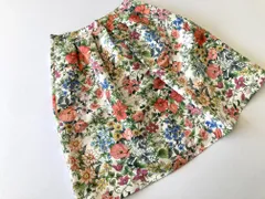 美品■Tiara ティアラ  花柄 タック　ギャザー フラワー  フレア スカート size4/白■◆レディースのサムネイル