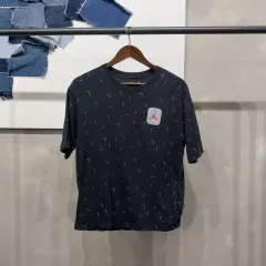 (95) ナイキジョーダン レディース バスケット カジュアル スコッチ パータン ロゴ 半袖 Tシャツのサムネイル