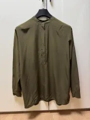 Vince シルク100% シャツのサムネイル