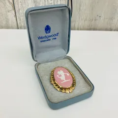 E 最終価格【ヴィンテージ】Wedgwood ウェッジウッド ジャスパーウェア ブローチ フローラルガール 可愛い ピンクのサムネイル