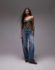 トップショップ レディース トップス タンクトップ フラワー柄 プリント コントラスト フラワー Topshop contrast binding cami floral print Black ブラのサムネイル