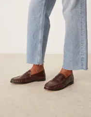 エイソス レディース シューズ スリッポン・ローファー ギャザー レザー ローファー ASOS DESIGN Mayfair premium ruched loafers in chocolate cのサムネイル