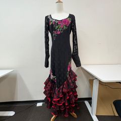 フラメンコ衣装 ドレス ワンピース 黒 赤 ドット 水玉 花柄 フリル