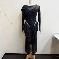 フラメンコ衣装 ドレス ワンピース 黒 赤 ドット 水玉 花柄 フリル