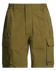 ディースクエアード メンズ ボトムス ハーフパンツ・ショーツ DSQUARED2 ショートパンツ＆バミューダパンツ Military Green グリーンのサムネイル
