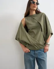 トップショップ レディース トップス Tシャツ ケープデザイン ドレープ キャップ ケープ Topshop cape draped tee Riffle green グリーンのサムネイル