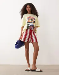 エイソス レディース トップス Tシャツ グラフィック ASOS DESIGN oversized tshirt with Mexico beach club graphic in yellow PRのサムネイル