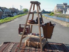 0805808 ラタン製 アーチ型シェルフ 3段棚 引き出し付き - メルカリ