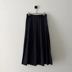 ネイビー プリーツ スカートのサムネイル