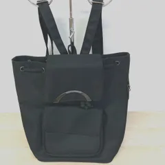 美品 DKNY ダナキャランニューヨーク リュックサック/バックパック ブラック 黒 ナイロン調 フラップポケット レディース[OM03624]のサムネイル
