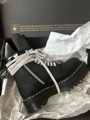 リックオウエンス x DR. MARTENS ドクターマーチン スティールトゥのサムネイル