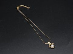 ■美品■ BALMAIN バルマン パール リボン ネックレス ペンダント アクセサリー レディース ゴールド系 ジュエリー 普段使い 中古 DN4048