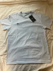 ヒュンメル 半袖 新品 XL(100)のサムネイル