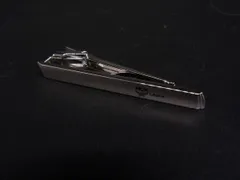 MCM エムシーエム ネクタイピン タイクリップ アクセサリー 紳士 ビジネス メンズ シルバー系 DN2980のサムネイル