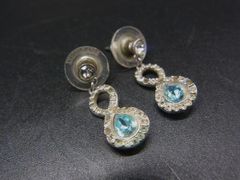 SWAROVSKI スワロフスキー ラインストーン ピアス アクセサリー レディース　シルバー系×ライトブルー系 DM0196