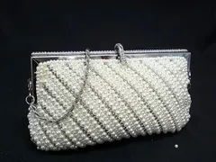 ■美品■ GRACE CONTINENTAL グレースコンチネンタル ビーズ クロスボディ ショルダーバッグ クラッチバッグ アイボリー系 DK3095のサムネイル