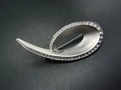 ■美品■ pierre cardin ピエールカルダン ラインストーン ブローチ ピンバッジ アクセサリー シルバー系 DG8132のサムネイル