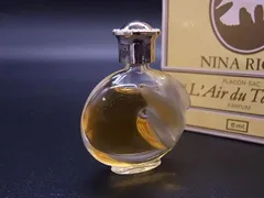 ■極美品■ NINA RICCI ニナリッチ L'Air du Temps レールデュタン オードトワレ 6ml 香水 フレグランス DF2582のサムネイル