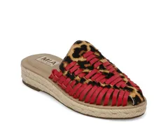 ミアリミテッドエディション レディース シューズ サンダル Mia LimiteditionErin Espadrille Wedge Mule Red レッドのサムネイル