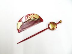 芳山 本蒔絵塗り 簪、前櫛セット 赤 - メルカリ