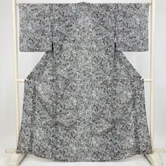 たんす屋 TANSU-YA 着物 リユース着物 夏小紋 白 黒 カジュアル 縦縞 古典柄 四季花 モノトーン 夏 ポリエステル 未洗い 【身丈】157.5cm【裄丈】65.5cm MS8901のサムネイル