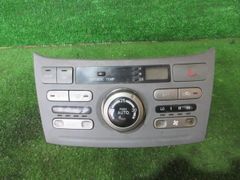トヨタ シエンタ NCP81G エアコンパネル センター パネル AT 8865 トヨタ シエンタ NCP81G エアコンパネル センター パネル AT 8865