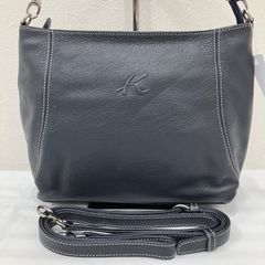 美品] Kitamura キタムラ チェーンショルダーバッグ 巾着型 タッセル 