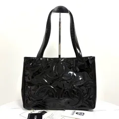 完了 CHANEL ペンダント トリプル CC ロゴ ショルダーバッグ ブラックのサムネイル